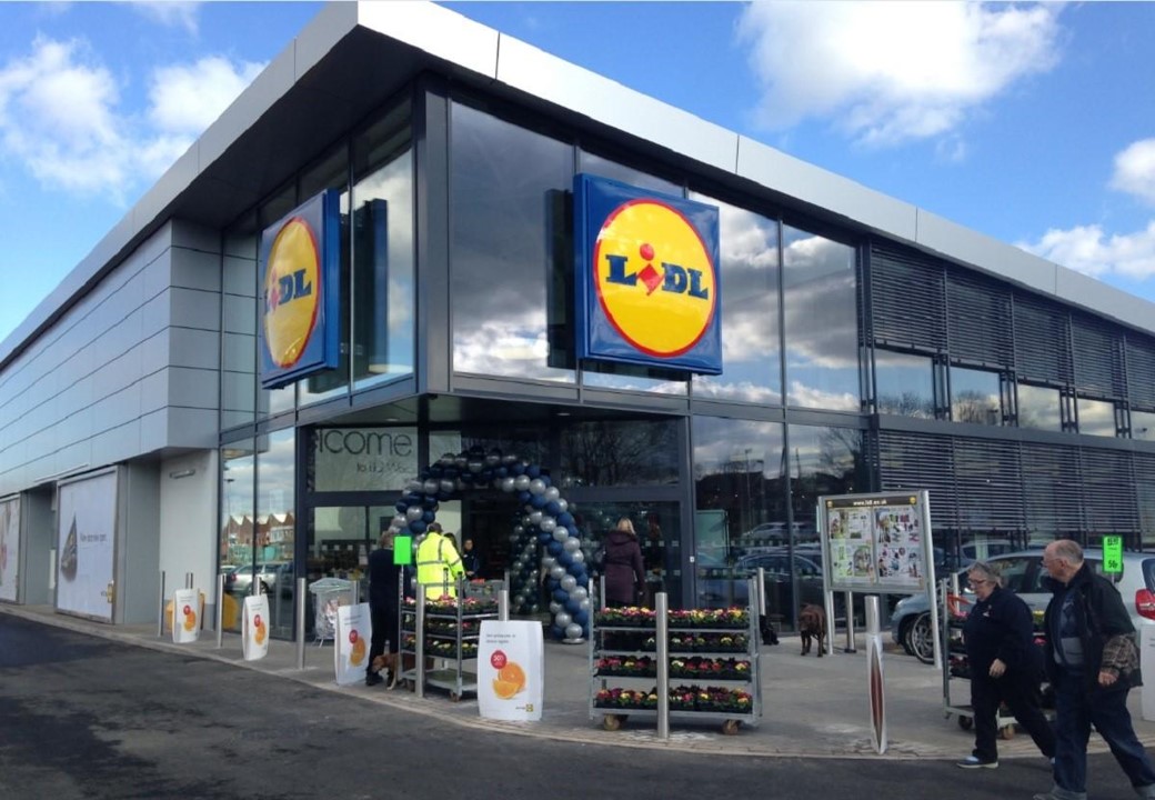 Lidl Store & Archdales 73 Club